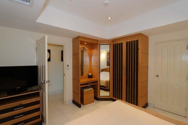 Royal Park Apartments Jomtien Beach Esterno foto
